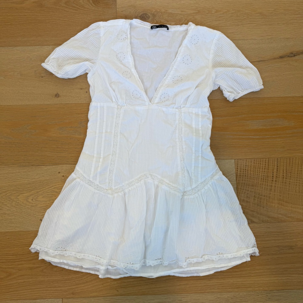 Zara White Short Sleeve Dress